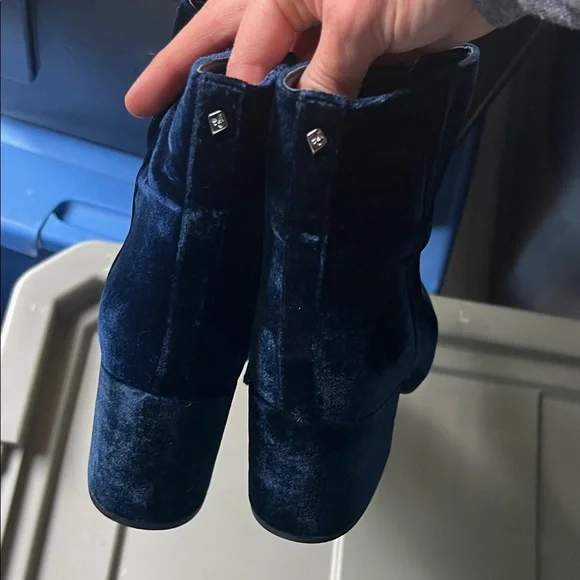 Sam Edelman Midnight Velvet Ankle Boots - Picture 4 of 8